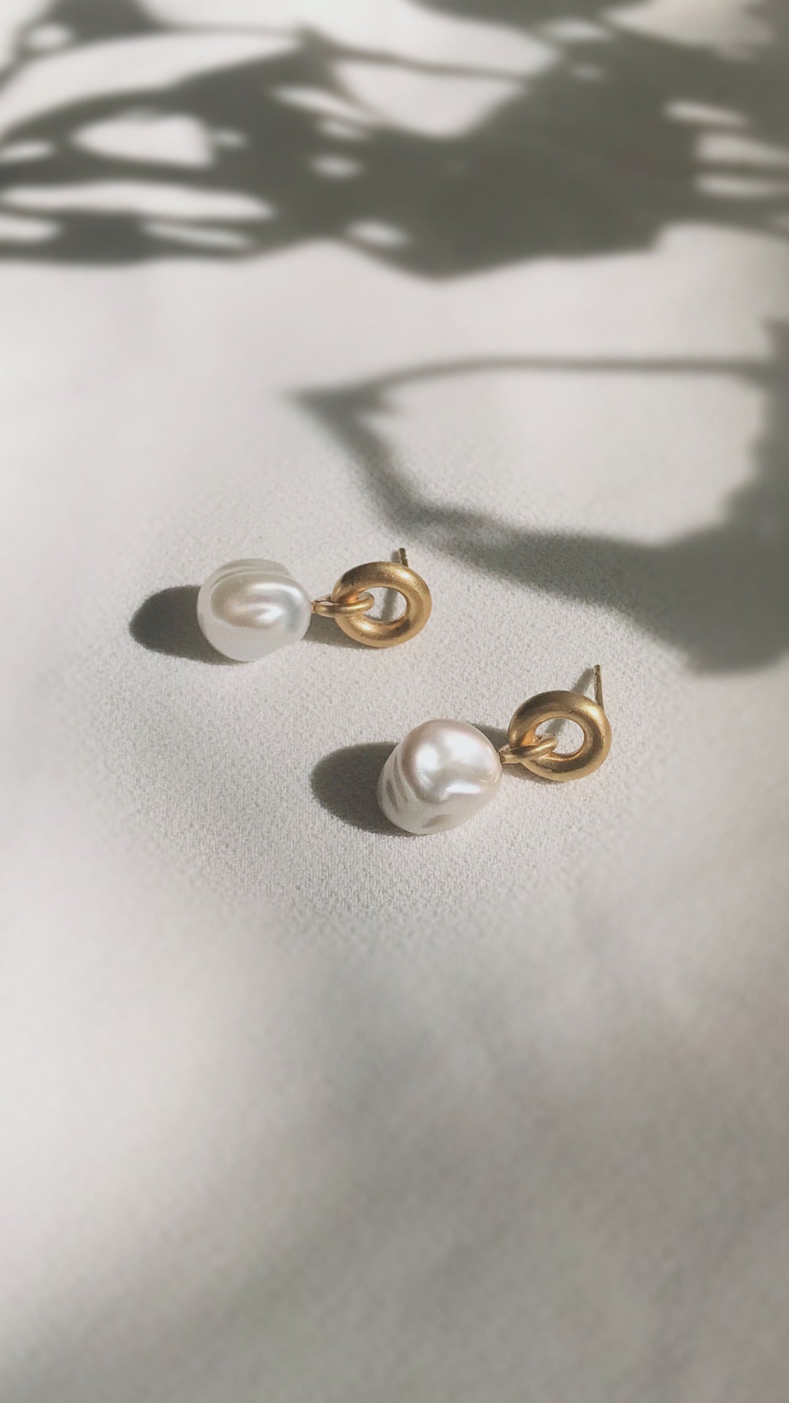 Drop Baroque Pearl Earrings